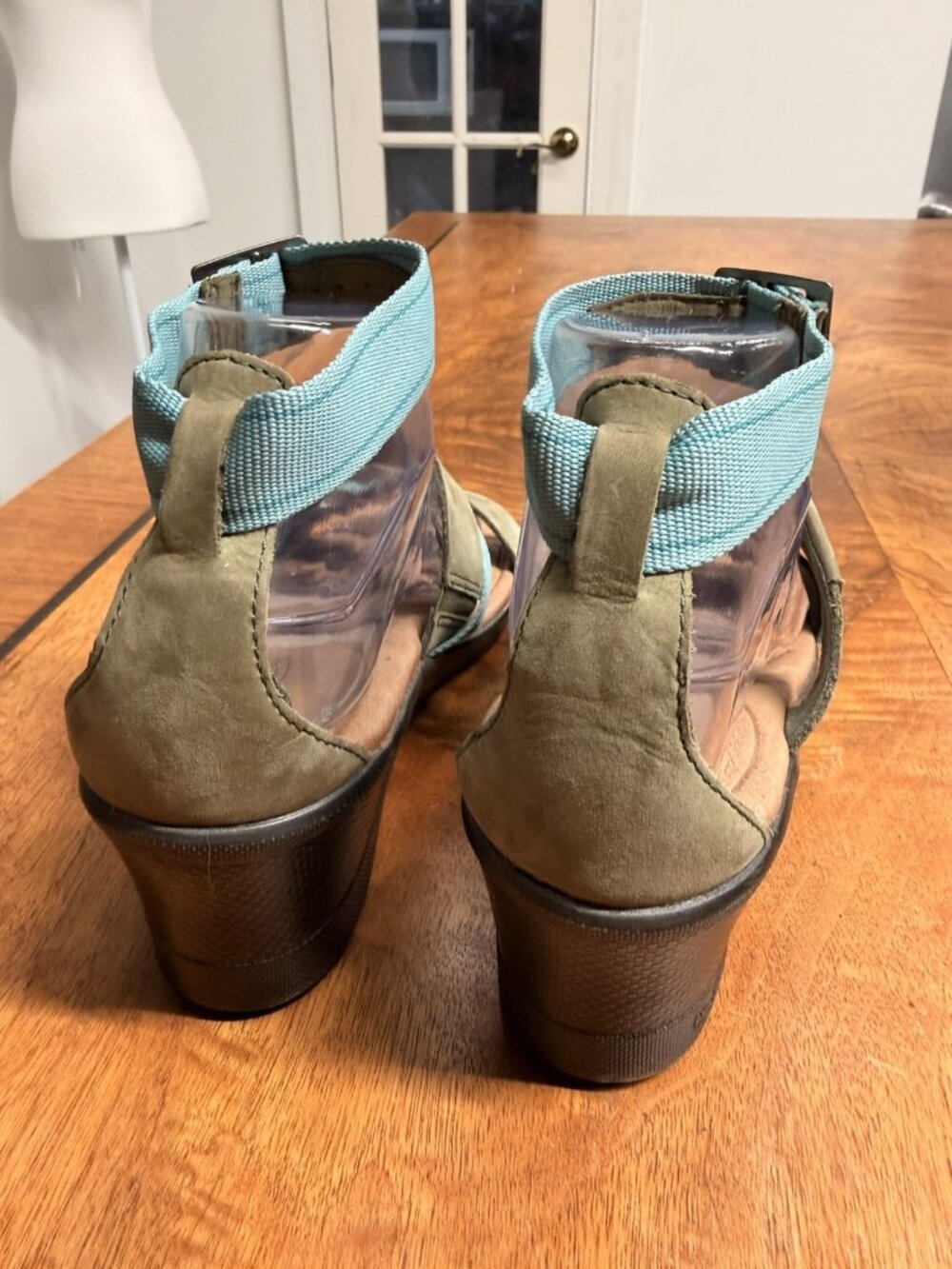 Keen Women’s 8 Skyline Ankle Strap Wedge Sandals Mineral Blue Green Leather - Picture 5 of 8